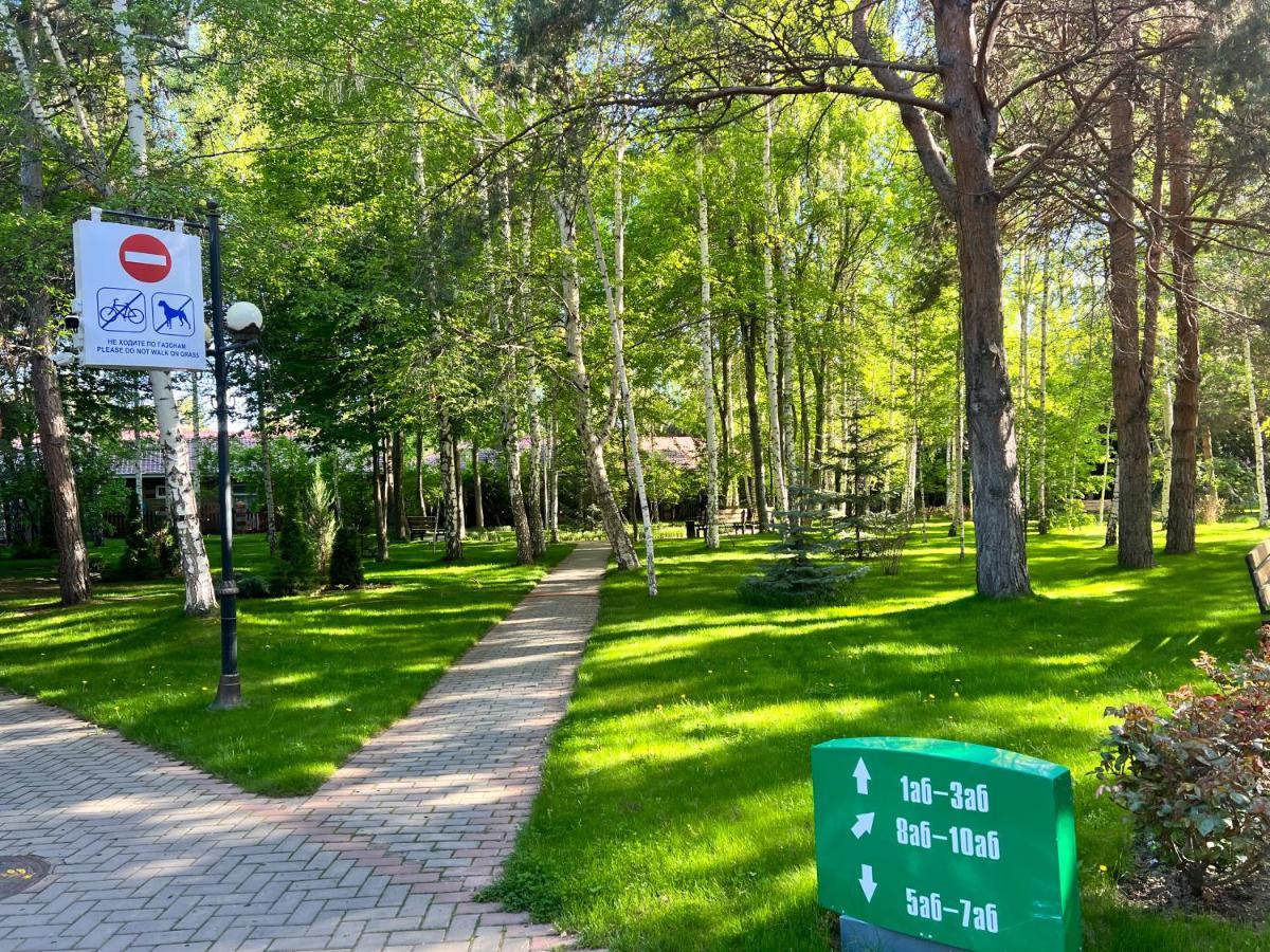 Радуга Иссык-Куль Aparthotel Chon-Sary-Oy Exteriör bild