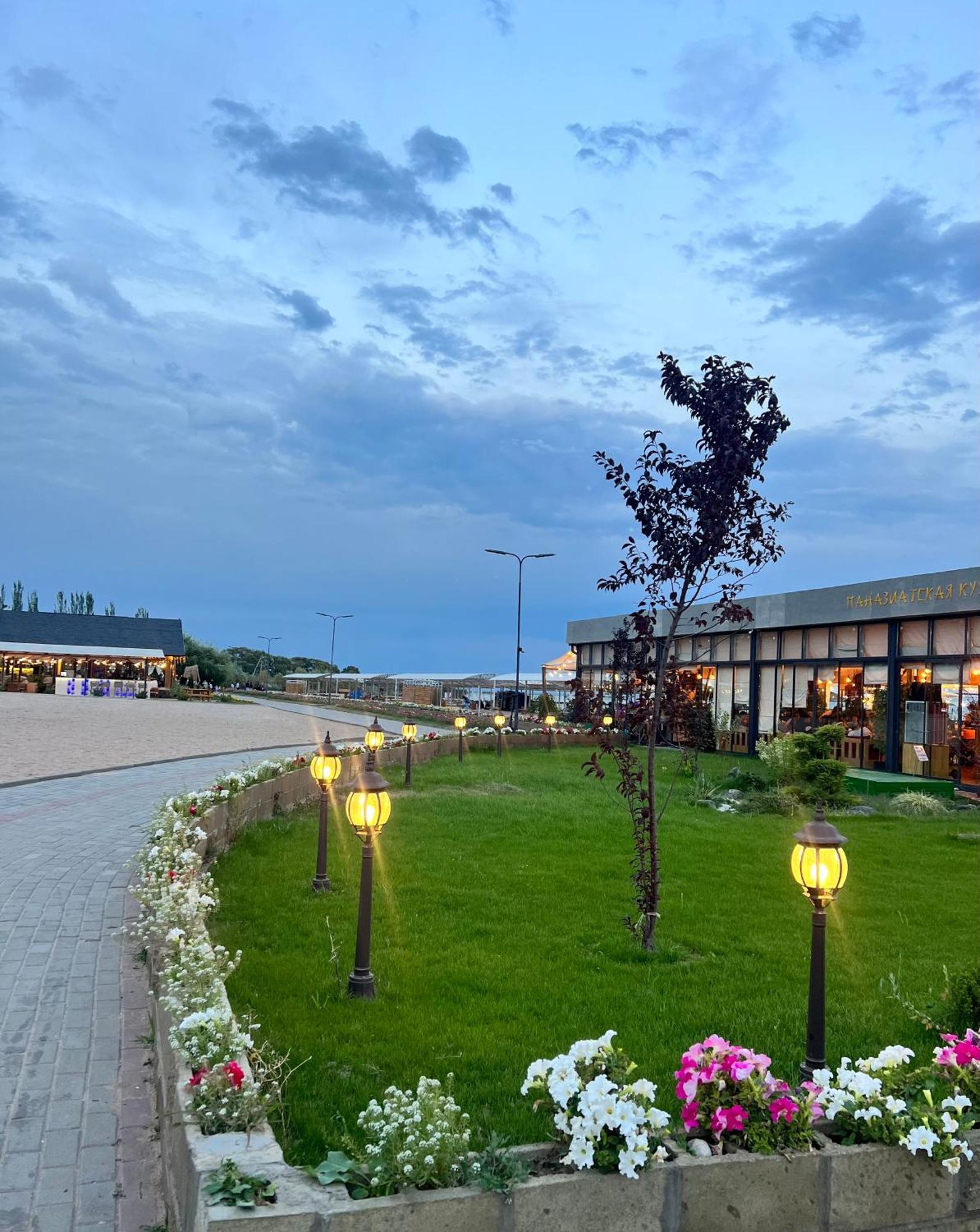 Радуга Иссык-Куль Aparthotel Chon-Sary-Oy Exteriör bild